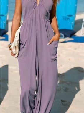 Cupshe Lavender Halter Jumpsuit with Pockets